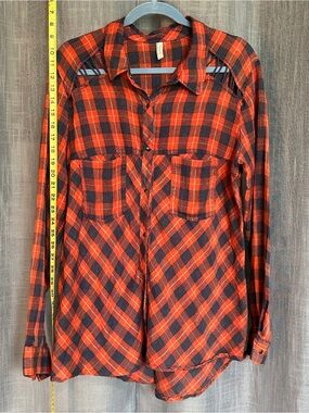 Free People women’s red and Navy blue Plaid Button-tDown Shirt